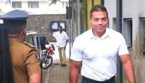 යෝෂිත ඇප මත මුදා හරියි