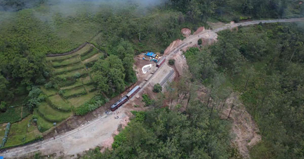 බදුල්ල කෝච්චි පාරේ තවත් කොටසක වැඩ ඉවරයි